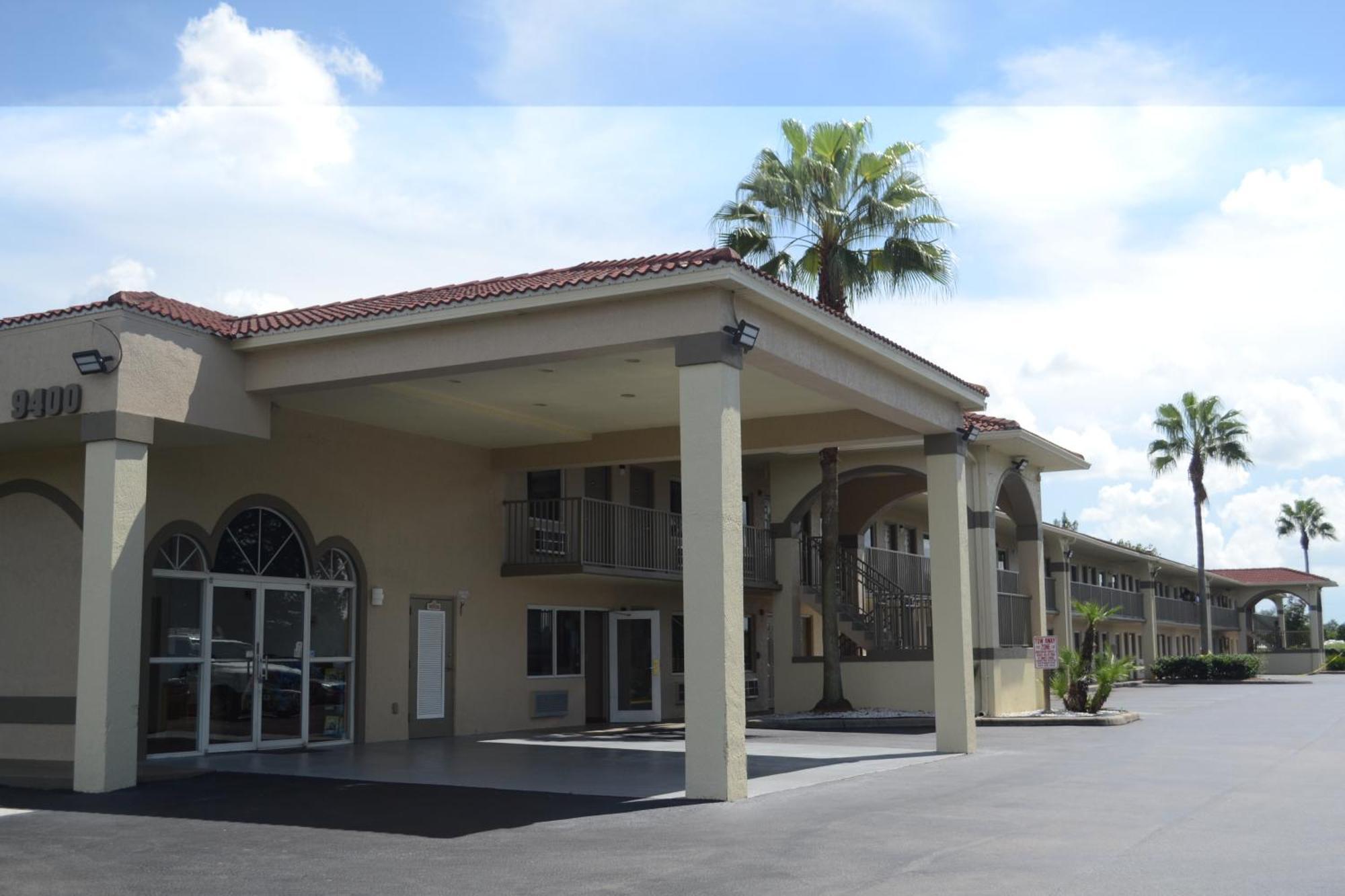 Serena Inn Citrus Ridge Exterior foto
